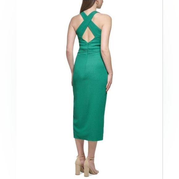 Elegant Green Midi Dress - Picture 2 of 7